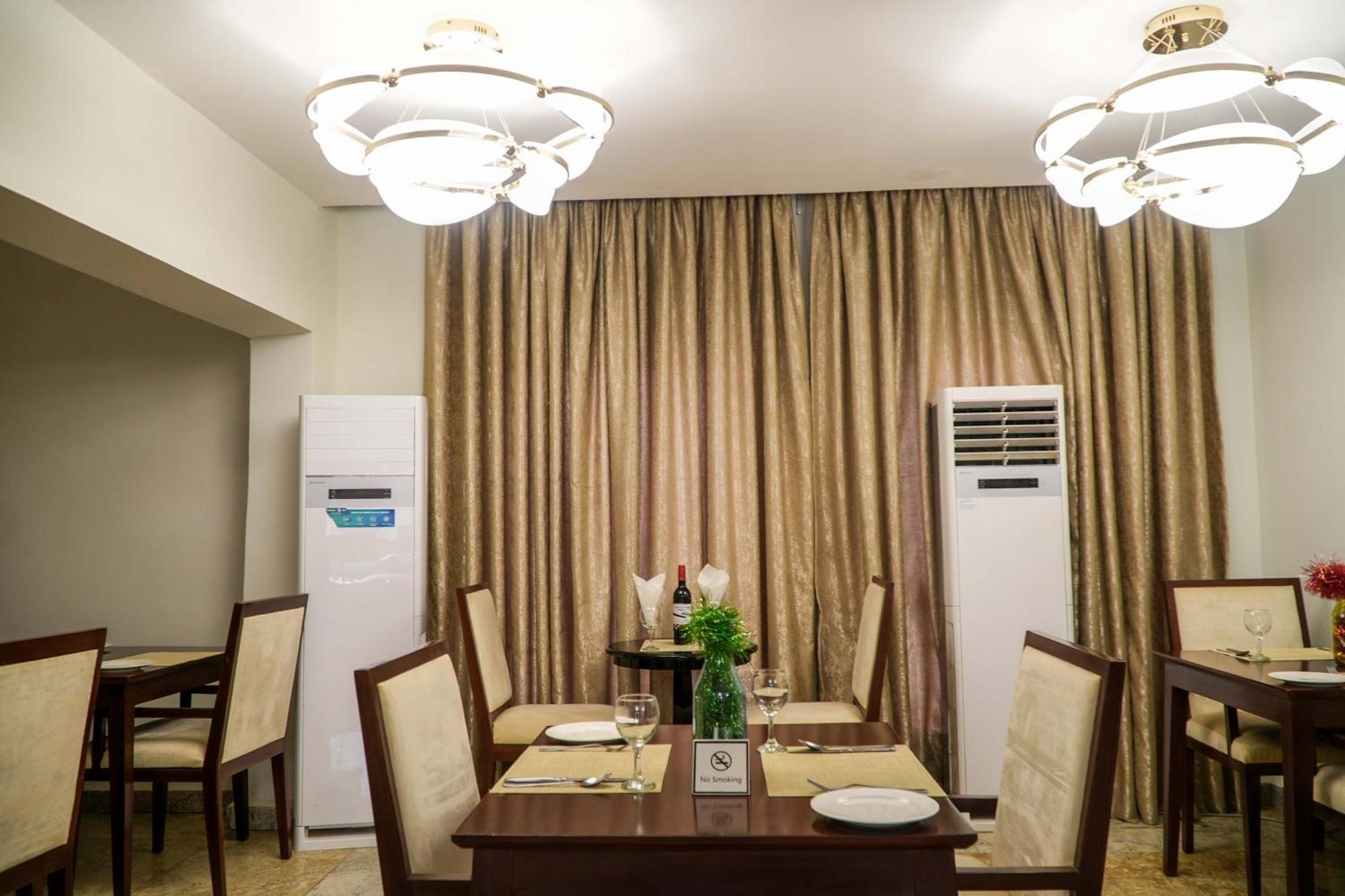 Amor Hotels Абуджа Екстер'єр фото